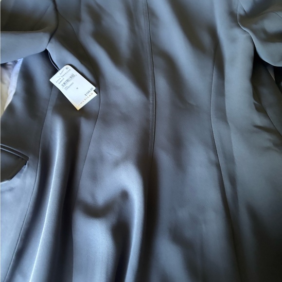 Good American woman’s Carbon Gray Blazer - Classic Tailored Fit - Picture 4 of 5